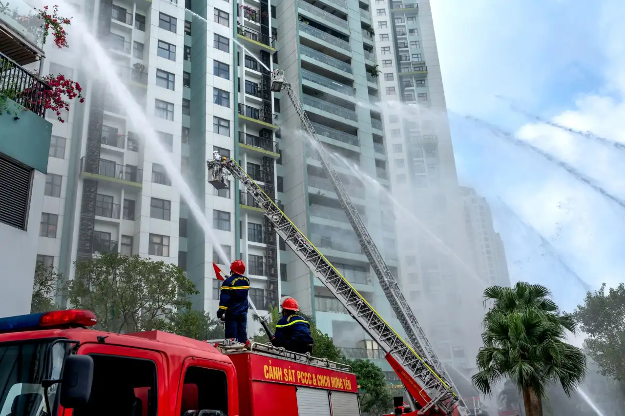 上网行为管理设备选型指南:从流量控制到应用交付