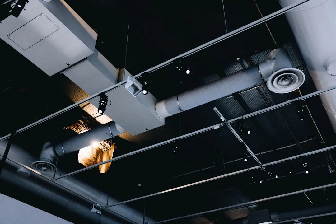 负载均衡器与链路聚合器在政企网络中的应用对比与部署建议