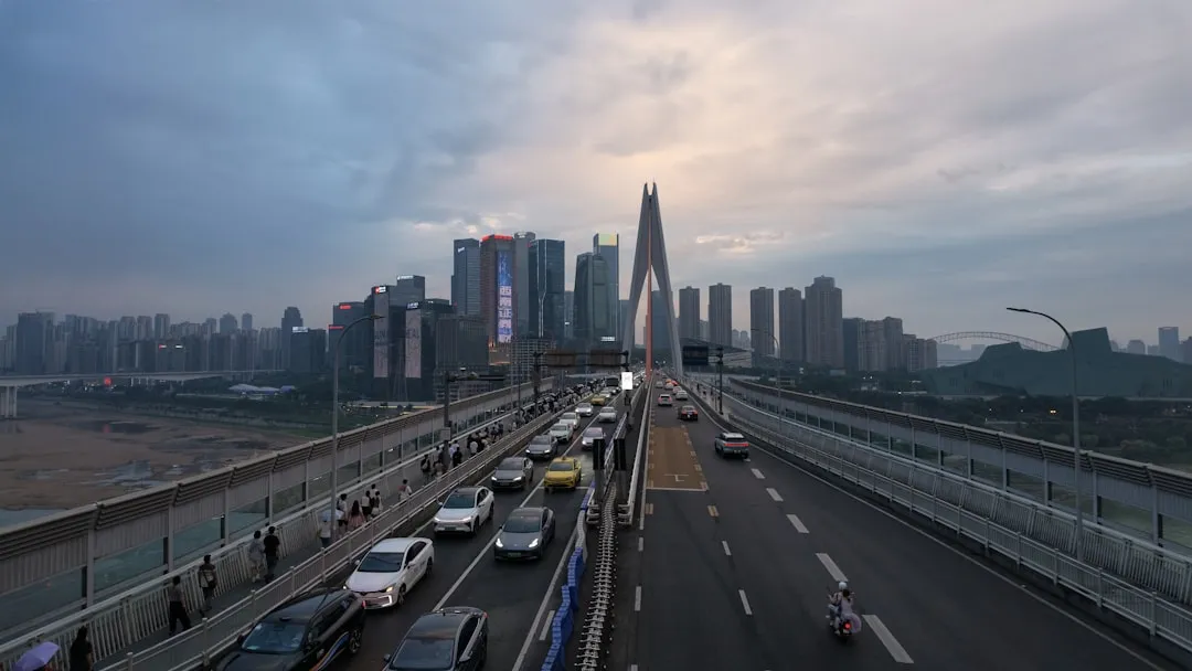 负载均衡器与链路聚合器在政企网络中的协同应用解析
