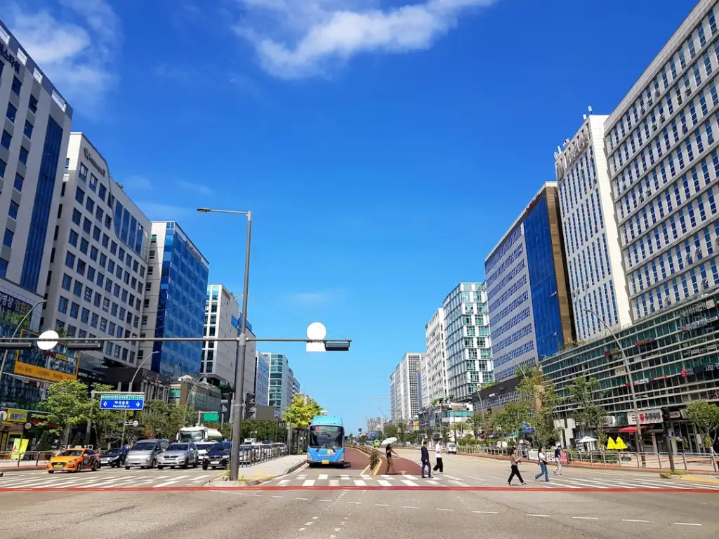 山西政企网络出口部署上网行为管理设备的选型要点